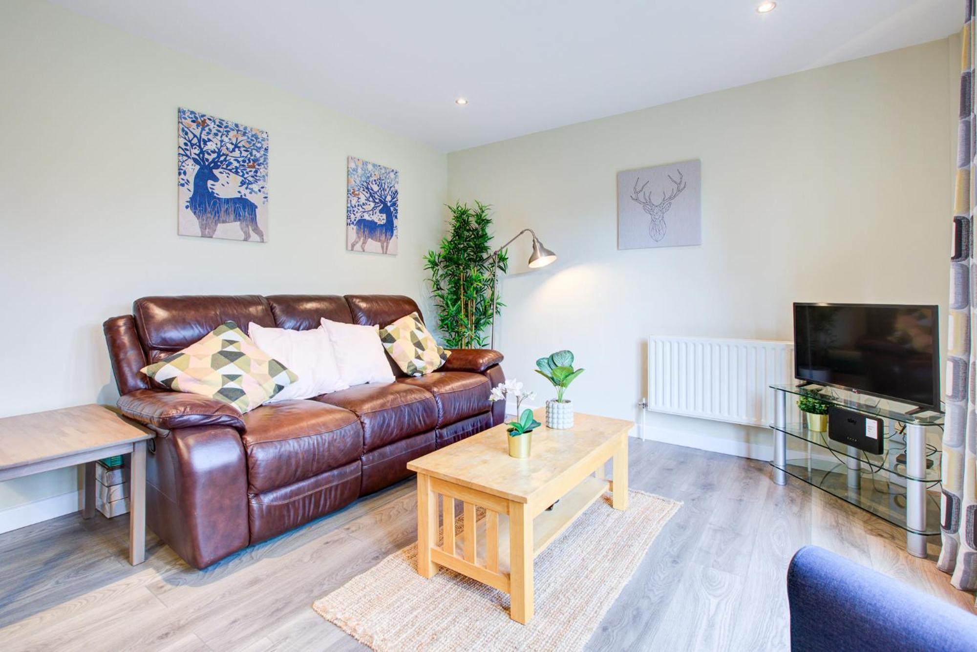 Апартаменты Spacious & Modern 2 Bed Sleeps 5 In Walthamstow Лондон